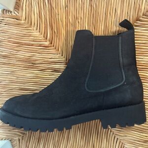 Thursday Boot Company Women’s matte black legend boots Chelsea style boots